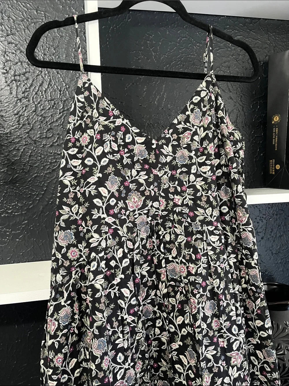 Abercrombie & Fitch Black Floral Spaghetti-Strap Maxi Dress L